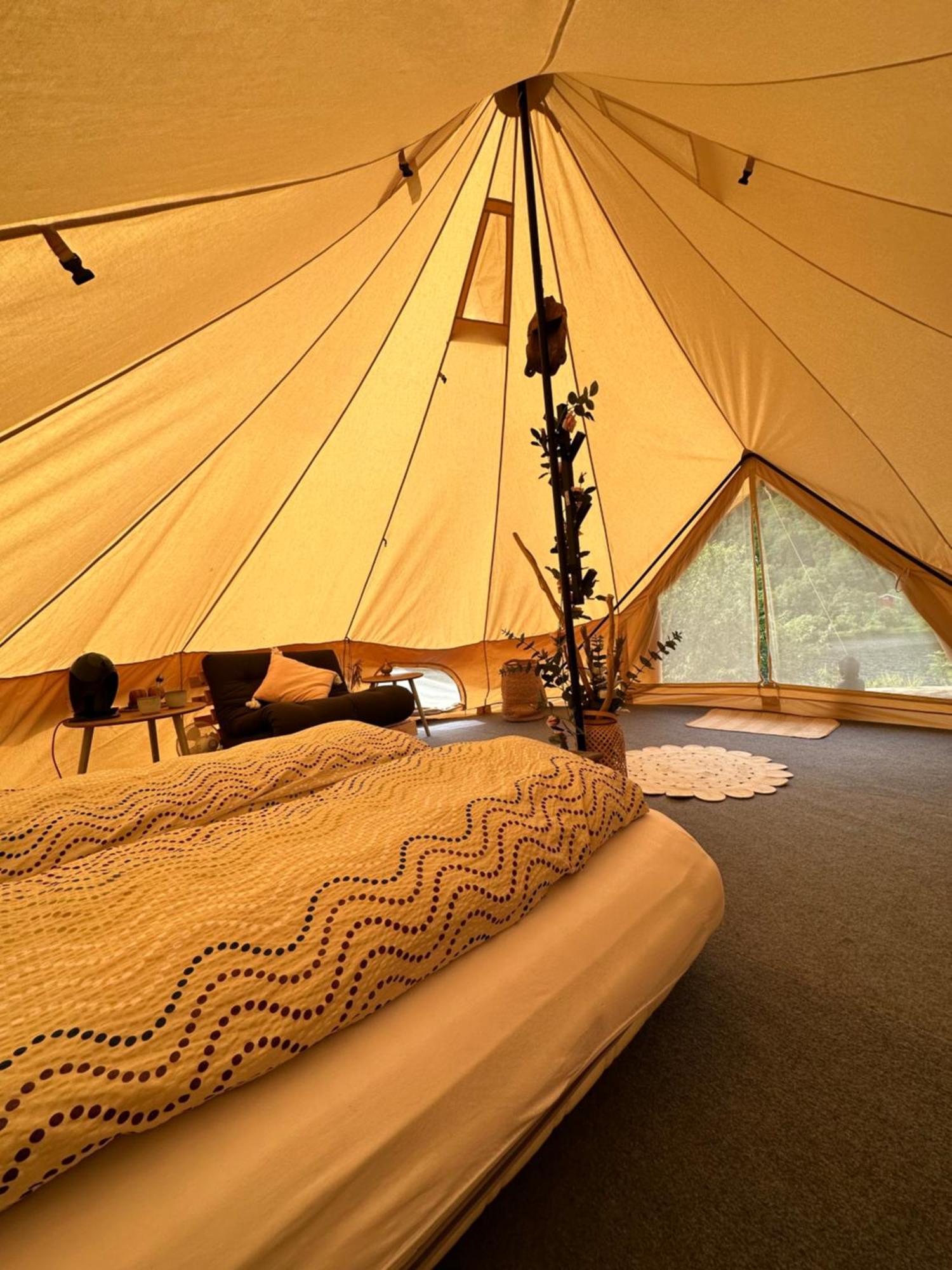 Glamping On Idyllic Lake, Paddle Boards & Rowboat Porsgrunn Ngoại thất bức ảnh