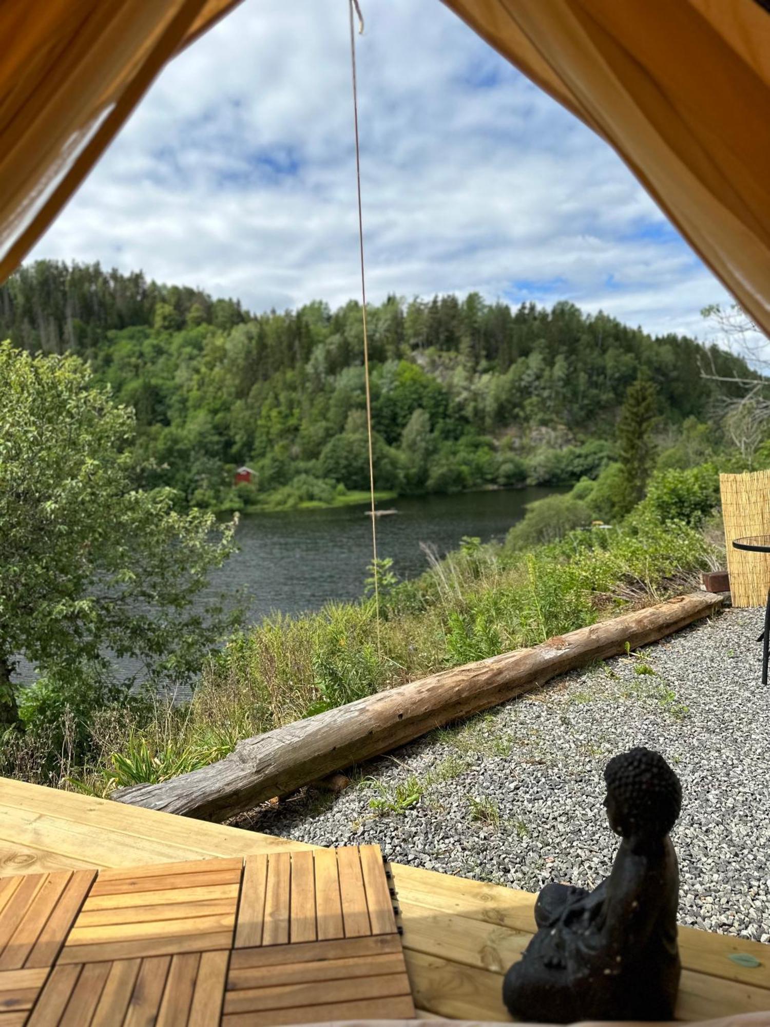 Glamping On Idyllic Lake, Paddle Boards & Rowboat Porsgrunn Ngoại thất bức ảnh